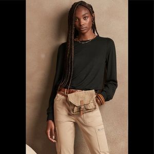 NWT Banana Republic LuxeSpun Puff-Sleeve T-Shirt. Black. Small